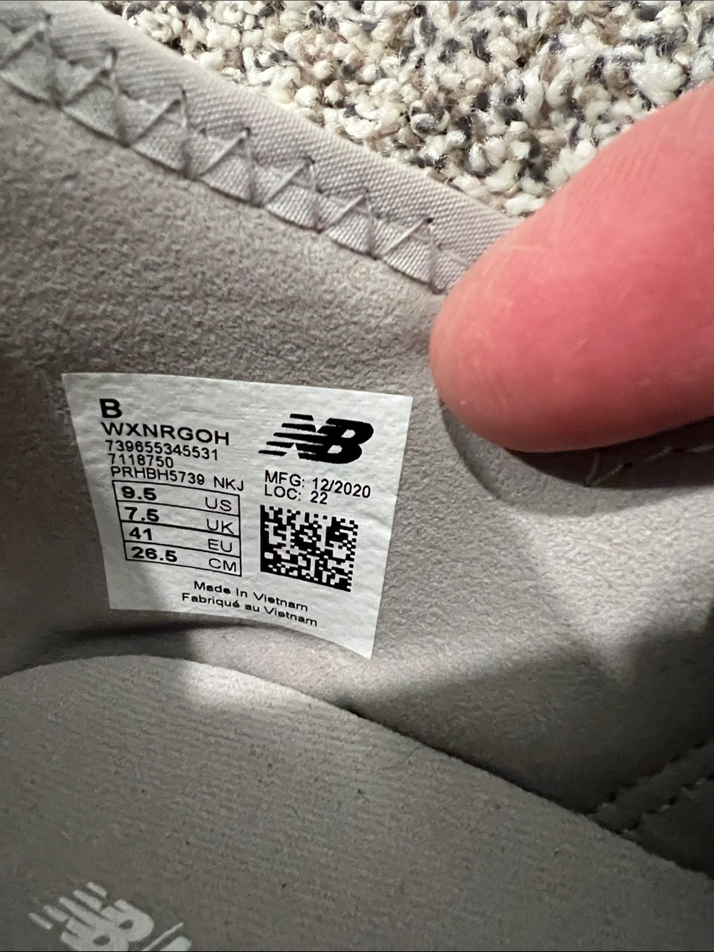 New Balance Women's Light Gray Knit Lace-Up Athletic Sneakers - Picture 3 of 5